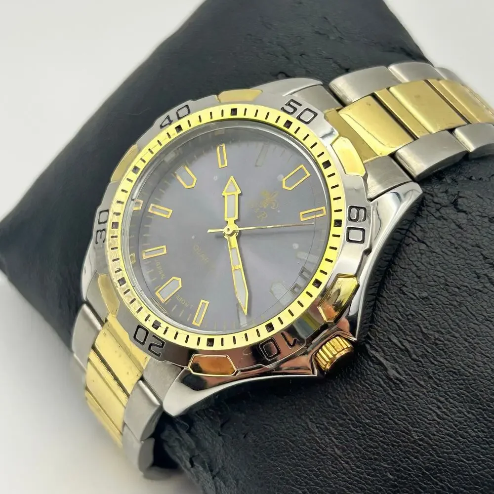 B&R Two-tone Men’s Fashion Watch Stainless Steel Working New Battery